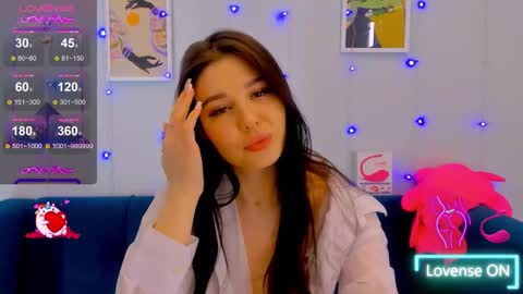 Snapshot of prettyevie chatting on 01.14.26 Evie online show from 01.14.26