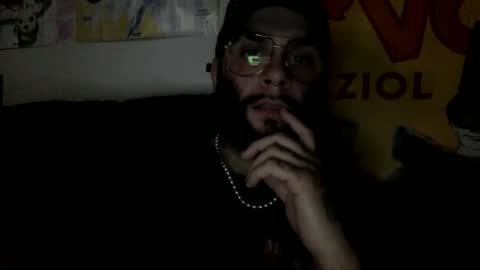 prettyglazed online show from 11.09.25