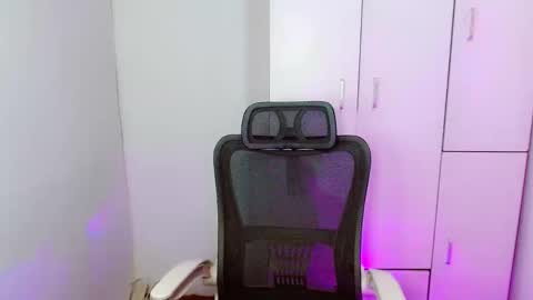 SEXY JULIA online show from 01.30.25