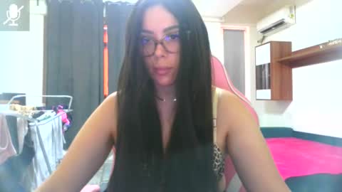 prettyjulliette online show from 06.23.26