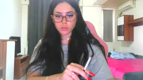 prettyjulliette online show from 06.27.26