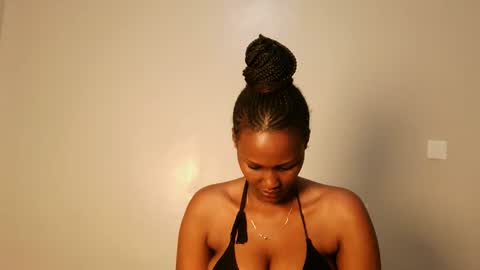 prettykeilaa online show from 03.19.26