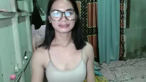 prettykhelcy online show from 04.13.26