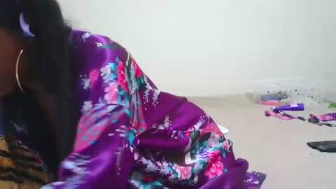 prettylondond online show from 07.28.26