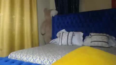 Snapshot of prettyquee chatting on 03.03.26 sasha online show from 03.03.26