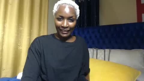 Snapshot of prettyquee chatting on 04.09.26 sasha online show from 04.09.26