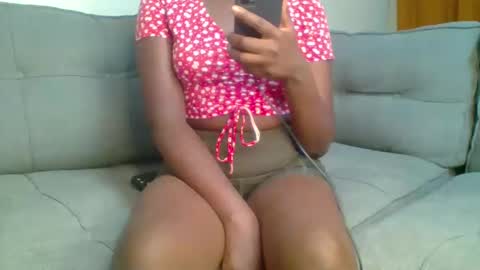 pretty queen online show from 01.26.25