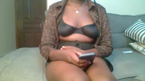 pretty queen online show from 02.18.25