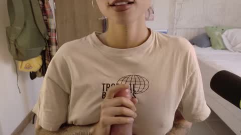 Juli online show from 04.27.26