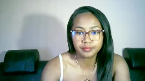 Snapshot of prettysexy3601 chatting on 05.15.26 prettysexy3601 online show from 05.15.26