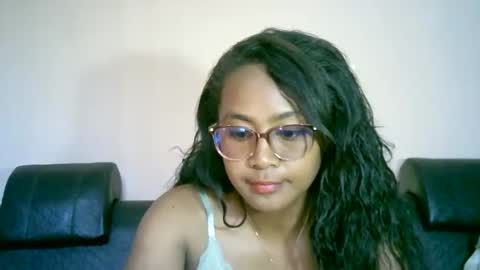 Snapshot of prettysexy3601 chatting on 05.23.26 prettysexy3601 online show from 05.23.26