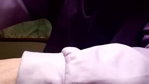 prettysolidd7 online show from 02.18.25