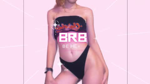 Snapshot of prettysomething chatting on 09.25.25 Sophie next stream will be at Monday i will wait you guys online show from 09.25.25