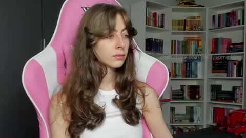 Snapshot of prettysomething chatting on 11.06.25 Sophie next stream will be at Monday i will wait you guys online show from 11.06.25