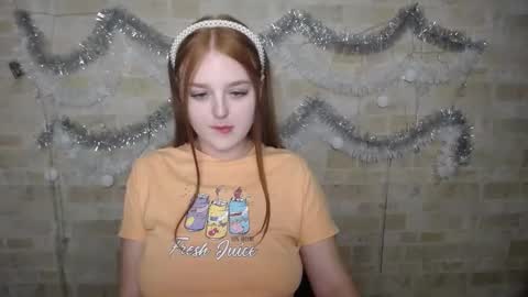 Snapshot of prettyvalerii_ chatting on 12.21.24 Valeri online show from 12.21.24