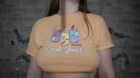 Snapshot of prettyvalerii_ chatting on 12.25.24 Valeri online show from 12.25.24