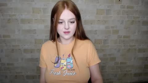 Snapshot of prettyvalerii_ chatting on 02.10.25 Valeri online show from 02.10.25