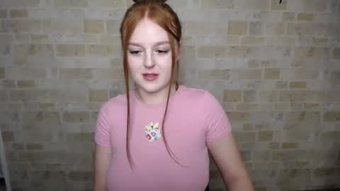 Snapshot of prettyvalerii_ chatting on 03.10.25 Valeri online show from 03.10.25