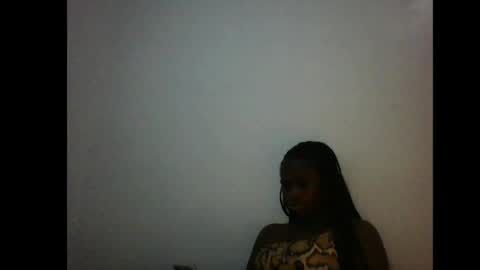 Snapshot of prettyxxpac chatting on 06.26.26 prettyxxpac online show from 06.26.26