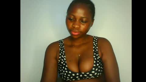 Snapshot of prettyxxpac chatting on 07.17.26 prettyxxpac online show from 07.17.26