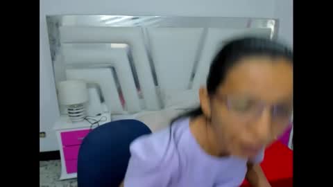 Snapshot of pricesa_milf chatting on 12.04.24 Princessa online show from 12.04.24