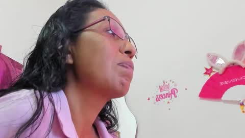 Snapshot of pricesa_milf chatting on 02.03.26 Princessa online show from 02.03.26