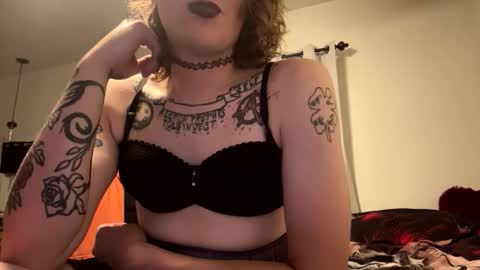 Snapshot of prichardjason13 chatting on 11.23.25 prichardjason13 online show from 11.23.25