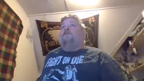 Snapshot of prime4time20 chatting on 12.04.25 prime4time20 online show from 12.04.25