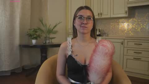 Snapshot of primrosegartrell chatting on 11.01.25 Liza online show from 11.01.25