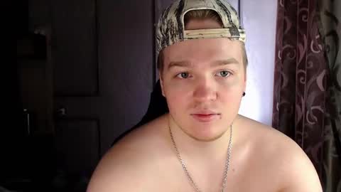 Snapshot of princ4real chatting on 03.05.25 prince online show from 03.05.25