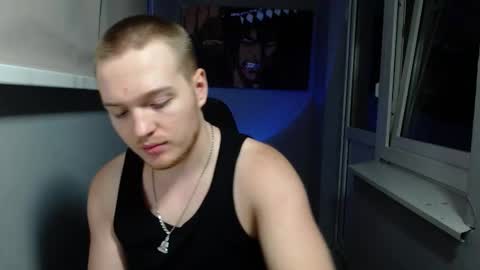 Snapshot of princ4real chatting on 09.19.25 prince online show from 09.19.25