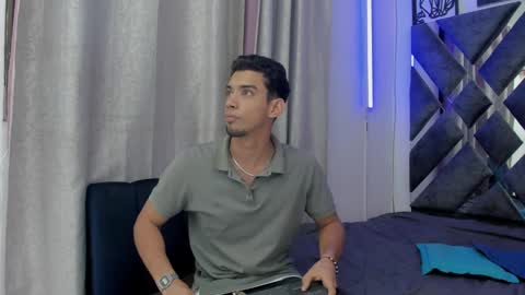 prince_arthur77 online show from 02.01.25