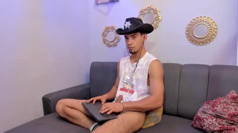 prince_arthur77 online show from 02.12.25