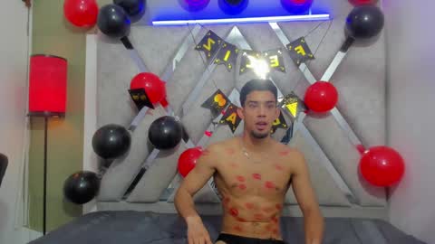 prince_arthur77 online show from 02.14.25