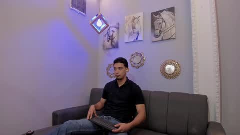 prince_arthur77 online show from 02.26.25