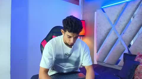 prince_arthur77 online show from 06.16.26