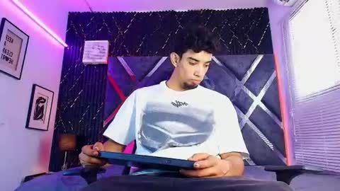 prince_arthur77 online show from 07.26.26