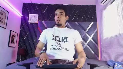 prince_arthur77 online show from 08.01.26