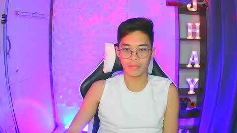 Snapshot of prince_harrison chatting on 10.21.25 prince_harrison online show from 10.21.25