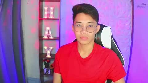 Snapshot of prince_harrison chatting on 10.27.25 prince_harrison online show from 10.27.25