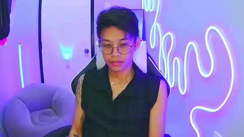 Snapshot of prince_harrison chatting on 02.13.26 prince_harrison online show from 02.13.26