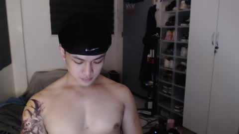 Snapshot of princeadrianx chatting on 03.09.26 Prince Adrian online show from 03.09.26