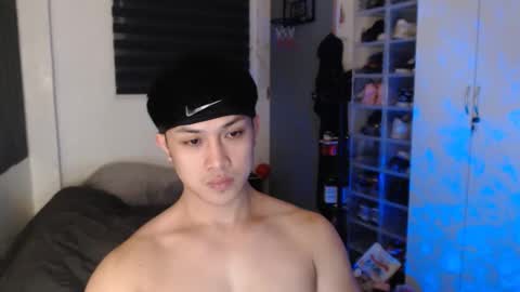 Snapshot of princeadrianx chatting on 03.14.26 Prince Adrian online show from 03.14.26