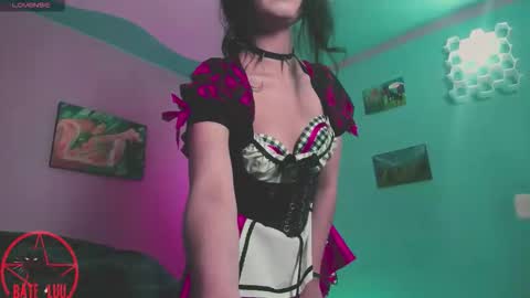 Beth   online show from 10.11.25