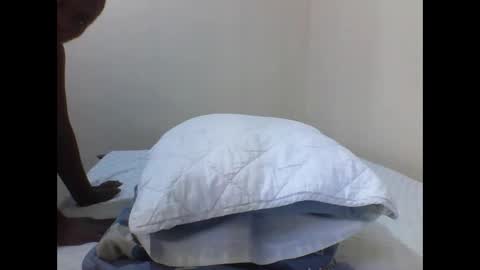 Snapshot of princess_cutie chatting on 02.06.26 princess online show from 02.06.26