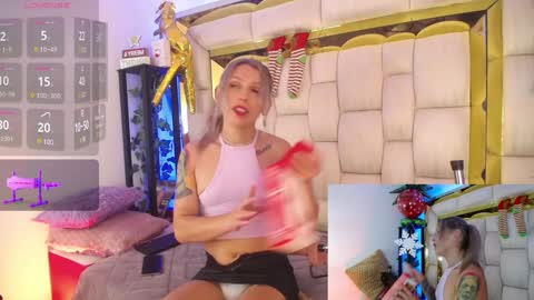 Snapshot of princess_helena_ chatting on 12.22.24 princess helena online show from 12.22.24