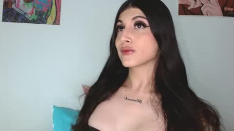 Snapshot of princess_ofyourdreams chatting on 03.18.26 Sophie online show from 03.18.26