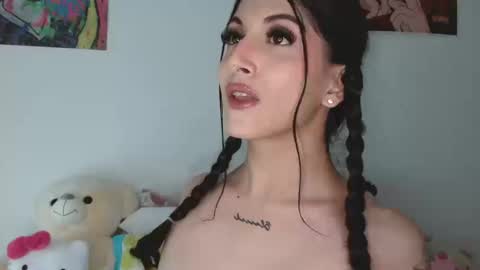 Snapshot of princess_ofyourdreams chatting on 03.20.26 Sophie online show from 03.20.26