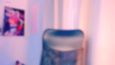 Snapshot of princess_peaach chatting on 11.15.25 ArianaJoliiee online show from 11.15.25