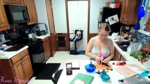 Snapshot of princess_rose_spades chatting on 09.19.25 Princess Rose online show from 09.19.25